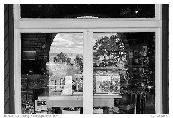 South Rim, Verkamp Visitor Center window reflexion. Grand Canyon National Park, Arizona, USA.