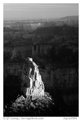 Mount Hayden from Point Imperial, late afternoon. Grand Canyon National Park, Arizona, USA.