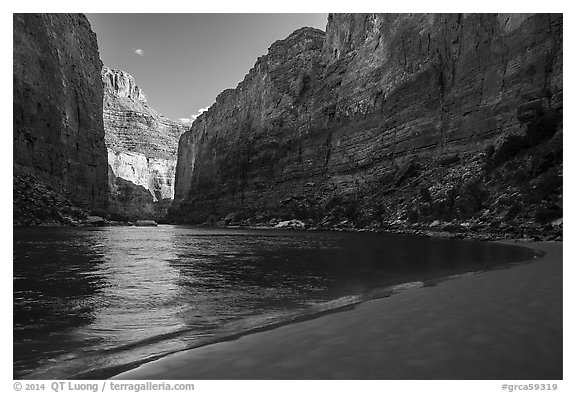 River beach and Redwall canyon walls, Marble Canyon. Grand Canyon National Park (black and white)
