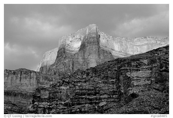 Canyon walls seen from Tapeats Creek, sunset. Grand Canyon National Park, Arizona, USA.