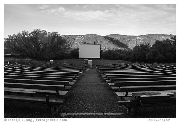 Amphitheater, Morefield Campground. Mesa Verde National Park (black and white)