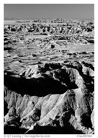 Badland ridges from Pinacles overlook, sunrise. Badlands National Park, South Dakota, USA.