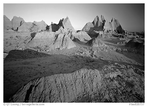 Mudstone formations, Cedar Pass, sunrise. Badlands National Park (black and white)