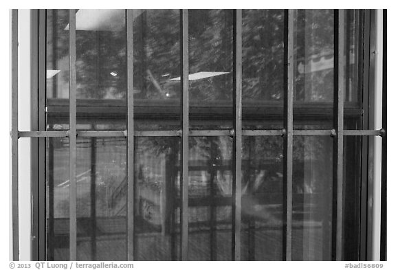 Cottonwood, White River Visitor Center window reflexion. Badlands National Park, South Dakota, USA.