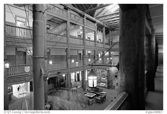 Main hall of Many Glacier Lodge. Glacier National Park, Montana, USA.