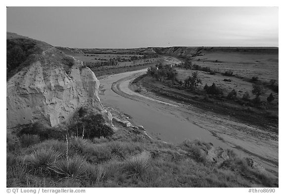 Wind Canyon and Little Missouri River, dusk. Theodore Roosevelt National Park, North Dakota, USA.