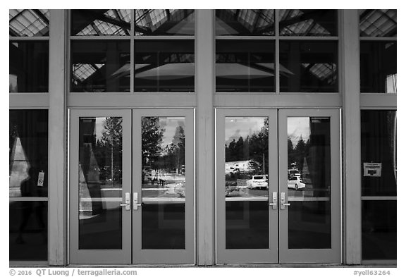 Parking lot, Canyon Village Visitor Education Center window reflexion. Yellowstone National Park (black and white)
