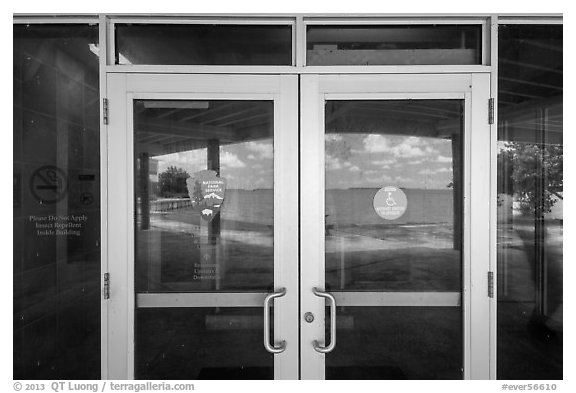 Florida Bay, Flamingo visitor center window reflexion. Everglades National Park (black and white)