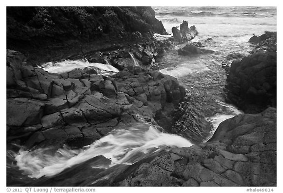 Pipiwai Stream flowing into ocean, Kipaluhu. Haleakala National Park (black and white)