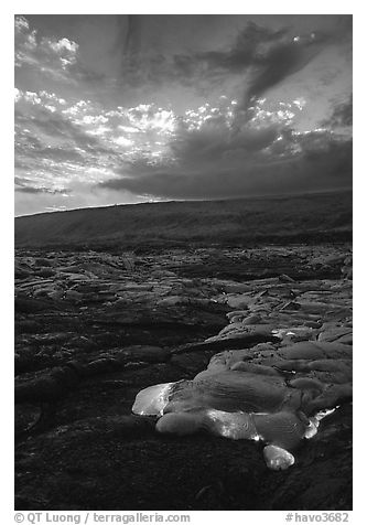 Kilauea lava flow at sunset. Hawaii Volcanoes National Park, Hawaii, USA.