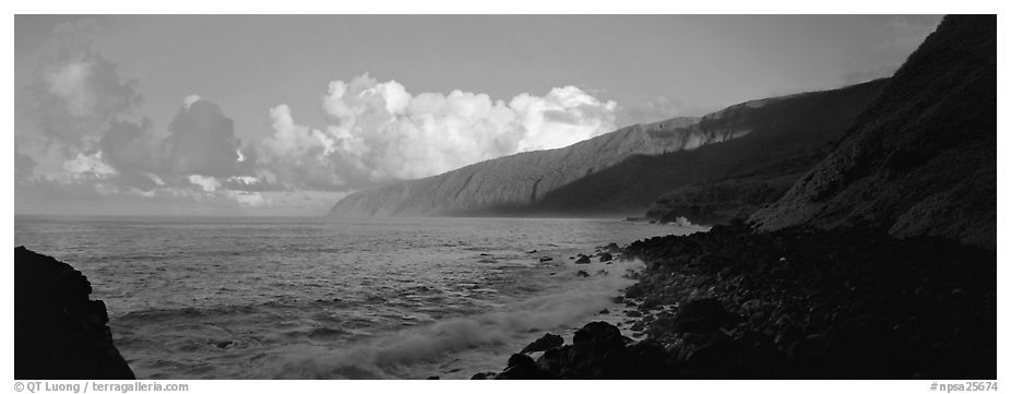 Coastline, Tau Island. National Park of American Samoa (black and white)