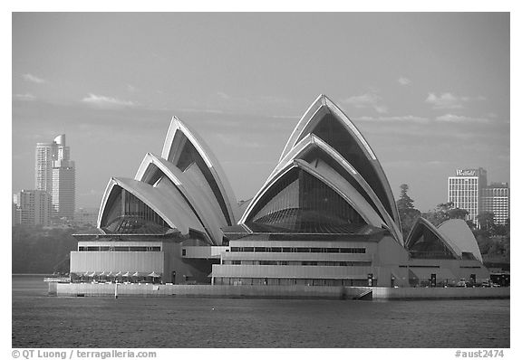 Opera house. Sydney, New South Wales, Australia (black and white)