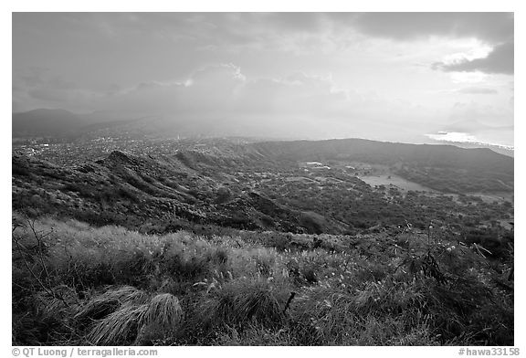 Diamond Head crater, early morning. Oahu island, Hawaii, USA (black and white)