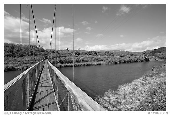 Swinging bridge, Hanapepe. Kauai island, Hawaii, USA