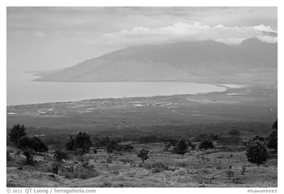 Maalea Bay and West Maui. Maui, Hawaii, USA (black and white)