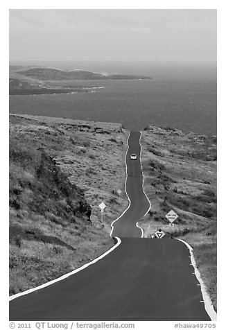 One-lane road overlooking ocean. Maui, Hawaii, USA