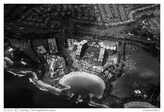 Aerial view of cove and resort. Honolulu, Oahu island, Hawaii, USA (black and white)