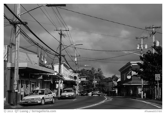 Street, Pahoa. Big Island, Hawaii, USA (black and white)