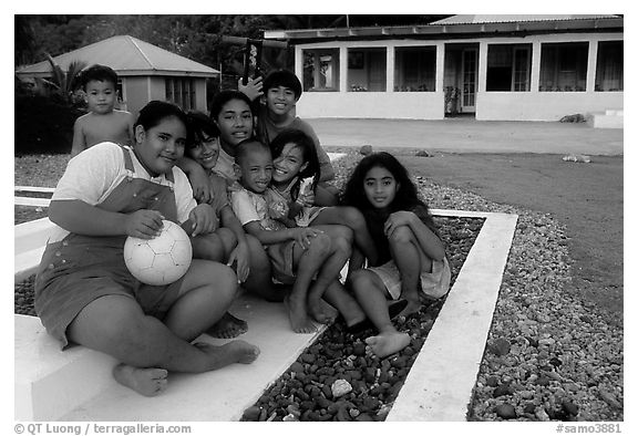 Children in Alofau. Tutuila, American Samoa (black and white)