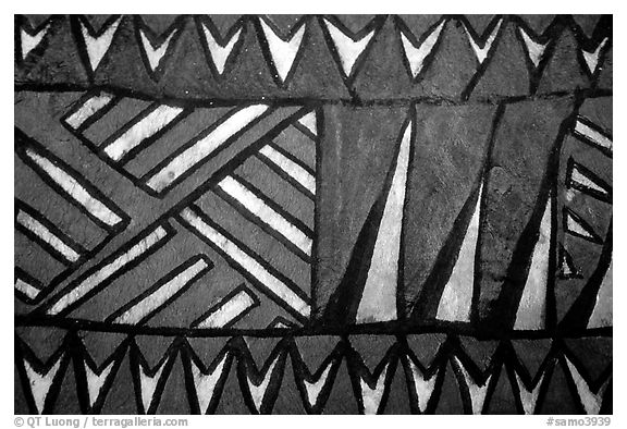 Siapo (bark cloth made from the inner bark of the paper mulberry tree) artwork. Pago Pago, Tutuila, American Samoa (black and white)