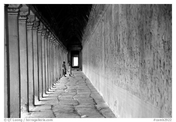 Eterior deambulatory of Angkor Wat, all covered with bas-reliefs. Angkor, Cambodia