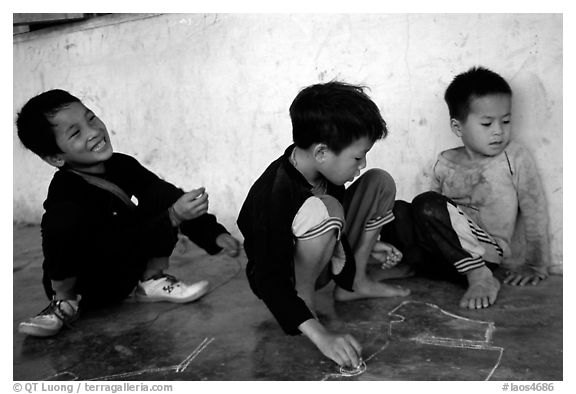 Boys of the Lao Huay tribe, Ban Nam Sang village. Laos (black and white)