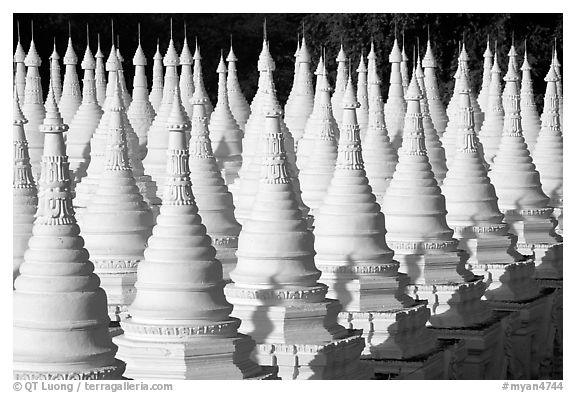 Stupas at Sandamani Paya. Mandalay, Myanmar