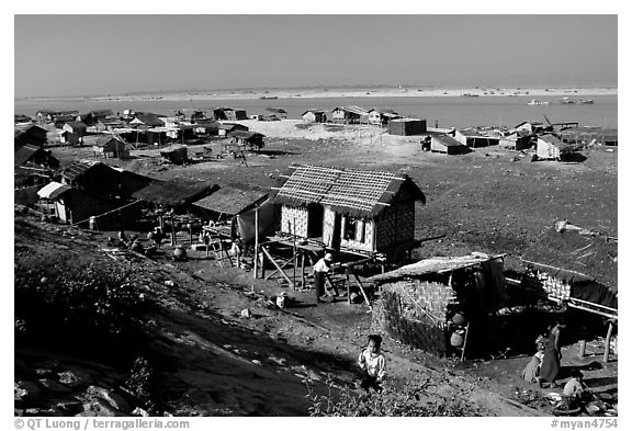 On the banks of the Ayeyarwadi river. Mandalay, Myanmar