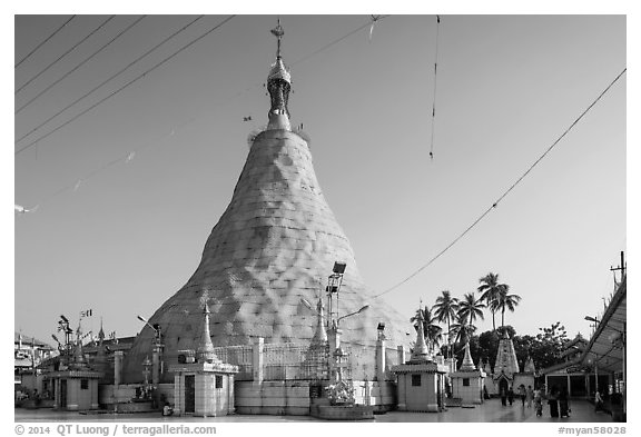 Botataung Pagoda. Yangon, Myanmar (black and white)