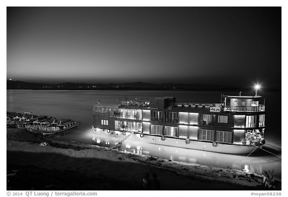 Ayeyarwaddy River and tour boat at dusk. Bagan, Myanmar (black and white)