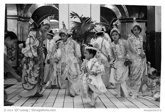 Children during Shinbyu ceremony, Mahamuni Pagoda. Mandalay, Myanmar (black and white)