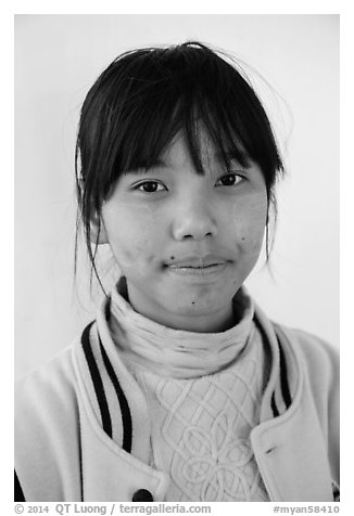 Woman with sweater. Pindaya, Myanmar (black and white)