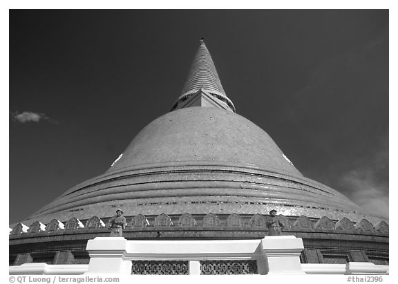 Phra Pathom Chedi. Nakkhon Pathom, Thailand