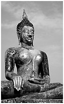 Classic sitting Buddha image. Sukothai, Thailand (black and white)