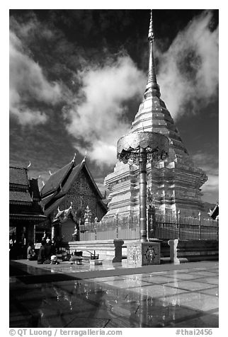 Gold umbrella and chedi of Wat Phra That Doi Suthep. Chiang Mai, Thailand (black and white)