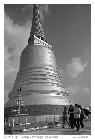 Chedi on top of Golden Mount. Bangkok, Thailand