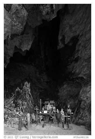 Pranang Cave, Railay. Krabi Province, Thailand (black and white)