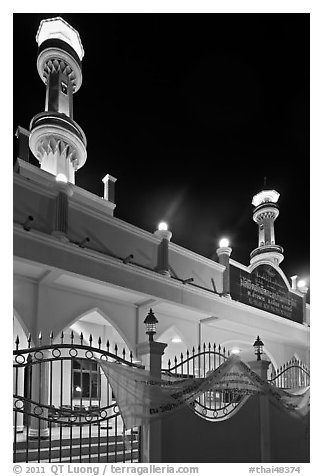 Al-Islah mosque, Ko Phi-Phi Don. Krabi Province, Thailand (black and white)