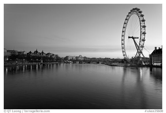 Thames River and Millennium Wheel at dawn. London, England, United Kingdom