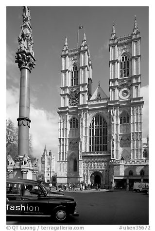 Westminster Abbey western facade, afternoon. London, England, United Kingdom (black and white)