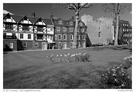 Tower Green, Queen's house, and Beauchamp Tower, Tower of London. London, England, United Kingdom