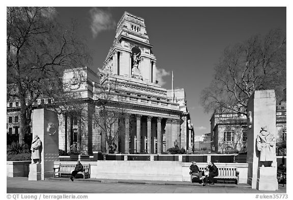 Public benches and monument honoring sailors lost at sea. London, England, United Kingdom (black and white)