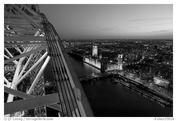 London Eye and Westmister Palace at sunset. London, England, United Kingdom