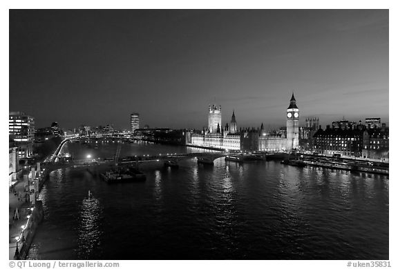 River Thames and Westmister Palace at night. London, England, United Kingdom (black and white)