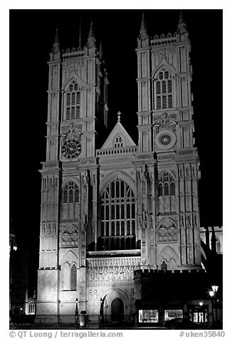 Westminster Abbey facade at night. London, England, United Kingdom (black and white)