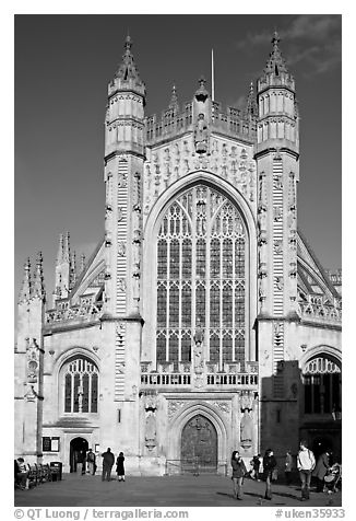 West front of Abbey. Bath, Somerset, England, United Kingdom