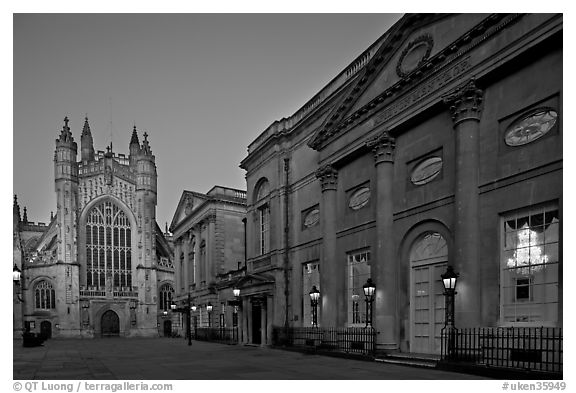 Pump Room, Roman Bath, and Abbey, dusk. Bath, Somerset, England, United Kingdom