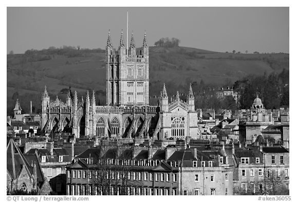 Bath Abbey rising over 18th century buildings. Bath, Somerset, England, United Kingdom