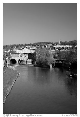 Avon River  and Pulteney Bridge, morning. Bath, Somerset, England, United Kingdom (black and white)