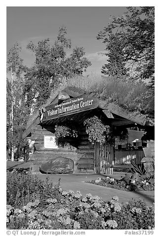 Log cabin visitor center. Anchorage, Alaska, USA (black and white)